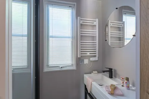 Mietunterkunft - Cottage 2 Zimmer - 2 Badezimmer **** - image n°6 - Camping Sandaya Soleil Vivarais