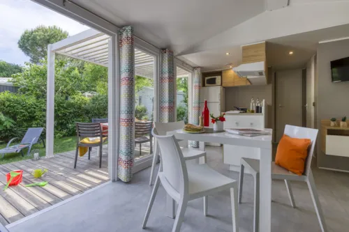 Mietunterkunft - Cottage Burano 3 Zimmer Premium - image n°3 - Camping Sandaya Soleil Vivarais