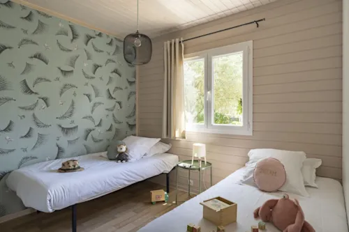 Mietunterkunft - Cottage  Family 4 Zimmer Premium - image n°8 - Camping Sandaya Soleil Vivarais