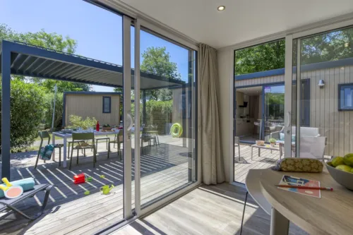 Mietunterkunft - Cottage Tribu 4 Zimmer Premium - image n°3 - Camping Sandaya Soleil Vivarais
