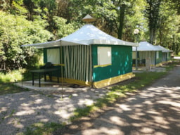 Camping Les Tilleuls - image n°5 - Roulottes