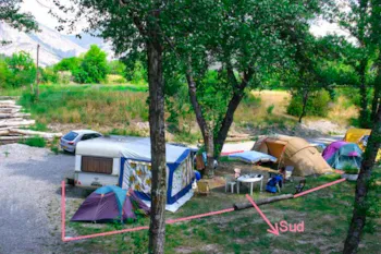 Stellplatz - Evasion Waldidyll-Stellplätzen - Camping Solaire du Petit Buech