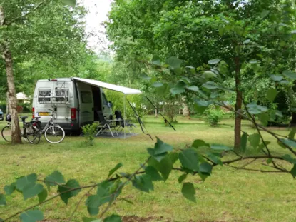 Piazzola Confort Elettricità (Tenda, Roulotte, Camper / 1 Auto)