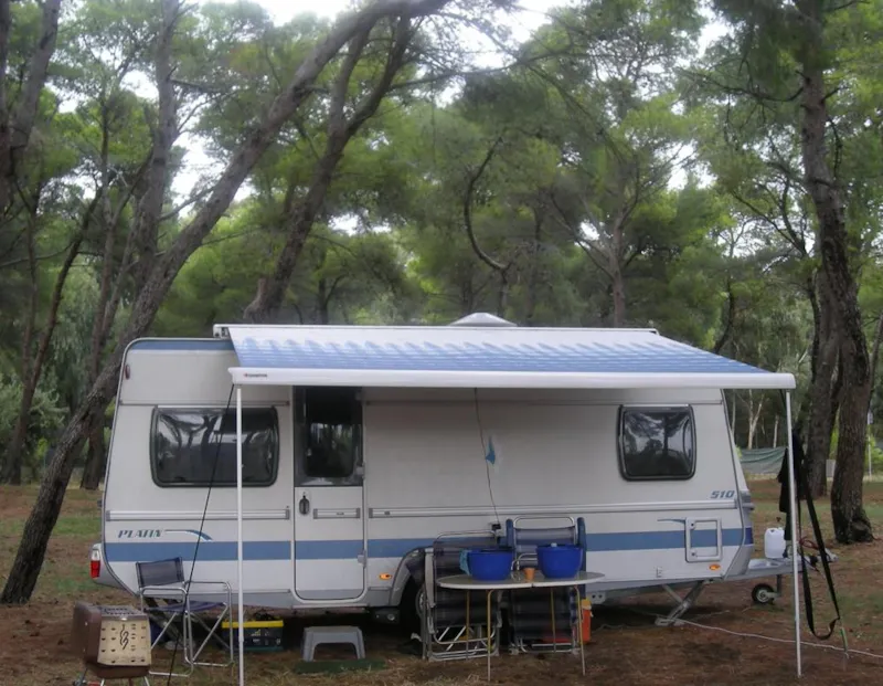 Emplacement Caravane Avec Sanitaires Individuels