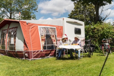 Pitch for caravan, tent or trailer tent — 1
