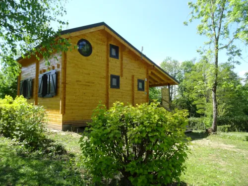 Mietunterkunft - Chalet Dent Du Chat - Duplex - image n°1 - Camping des Lacs - Savoie