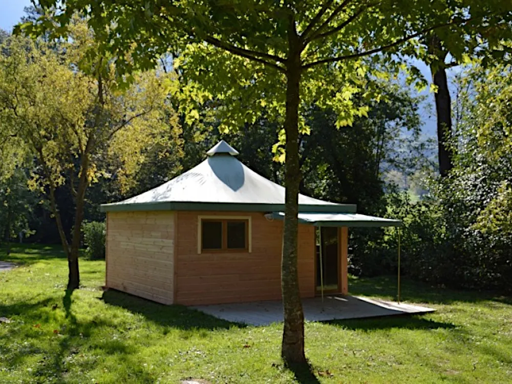 Mietunterkunft - Canvas Cottage - Camping des Lacs - Savoie