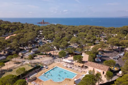 YELLOH! VILLAGE - Camping Plage du Dramont - Ucamping