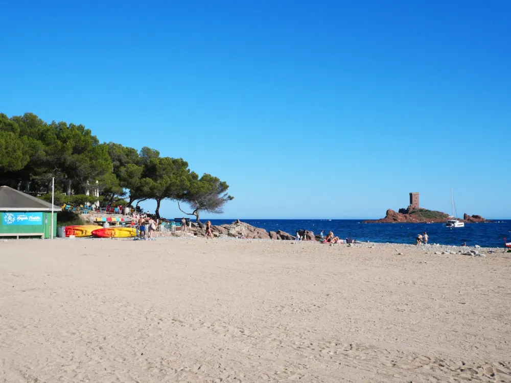 YELLOH! VILLAGE - Camping Plage du Dramont