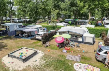 Stellplatz - Komfortplatz 16 Amp. - Camping Wedderbergen