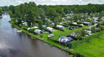 Stellplatz - Komfortplatz Am Wasser Haustier - Camping Wedderbergen