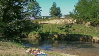 Pitch Sauvage Premium, 250m² with riverview