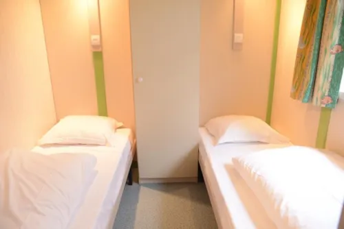 Location - Chalet (2 Chambres, 30M² Dont Terrasse 9M²) - image n°3 - Fontaine d'Annibal