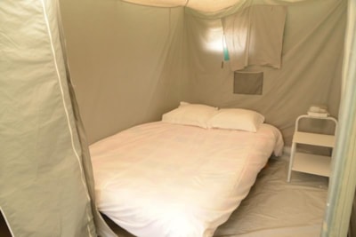 Canvas bungalow (2 bedrooms, 21m²)