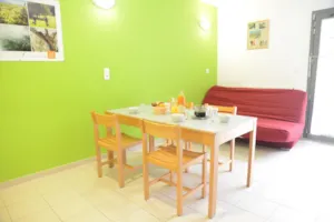  - Appartement (2 pièces, 41m²) en location rez de jardin - Fontaine d'Annibal