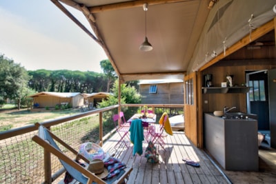 Cabin Lodge Wood Standard 38m² - 2 bedrooms - sheltered terrace 8m² + TV — 2