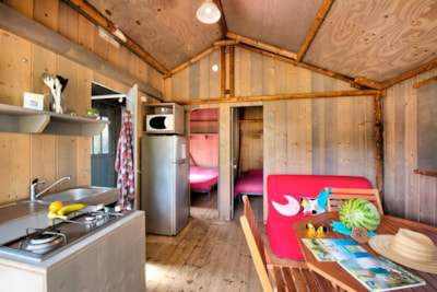 Cabin Lodge Wood Standard 38m² - 2 bedrooms - sheltered terrace 8m² + TV — 4