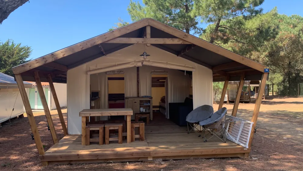 Location - Freeflower Standard 37M² - 2 Chambres - Sans Sanitaires - Terrasse Couverte De 8M² - Flower Camping Le Bel Air