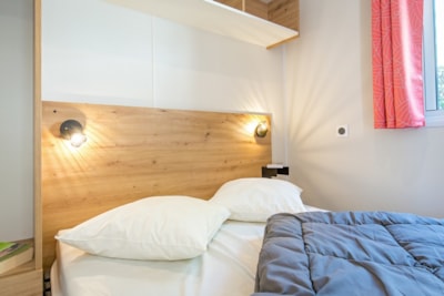 Mobile home ~28m² - partial sea view - 2 bedrooms + air-conditioning
