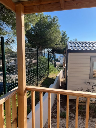Mobile home ~28m² - partial sea view - 2 bedrooms + air-conditioning