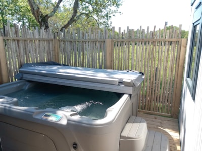 Mobilhome Quattro Premium 40m² Jacuzzi (4 bedrooms), Covered terrace — 3