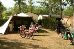 Basisprijs Natuurplaats Zonder Elektriciteit (1 Tent, Caravan Of Camper / 1 Auto)