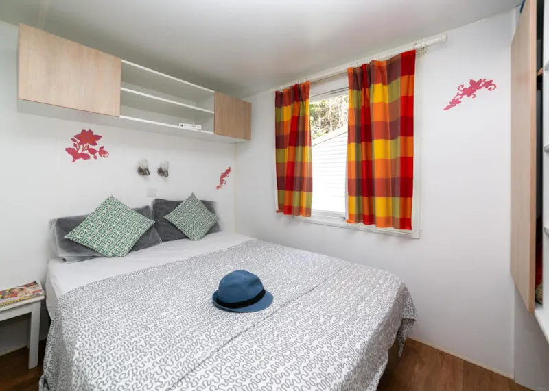 Mobil Home 2 Chambres + Clim +Terrasse Semi-Couverte