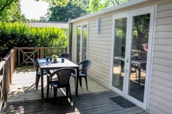 Mietunterkunft - Gamme Premium 2020 | Mobilhome 34M² , Clim, 2 Ch, Tv Terrasse+Plancha - CAMPING LA GARENNE