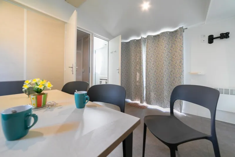 Mobil-Home Premium 2020 34M² 2 Ch ,Clim, Tv, Terrasse+Plancha