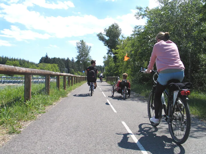 Forfait Randonneur À Pied Ou À Vélo Avec Tente