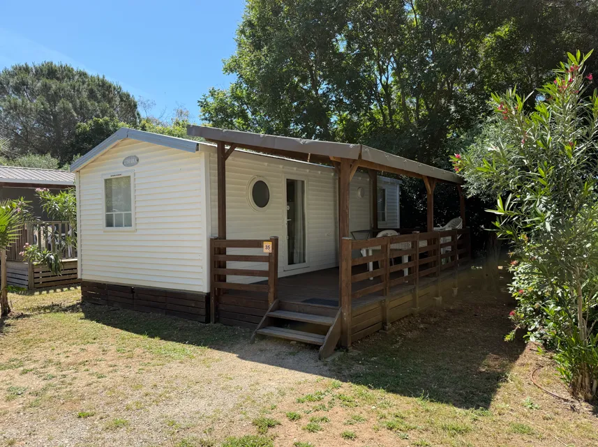 Location - Mobil-Home Cypres Confort 29M² (3 Chambres) - Terrasse Couverte 16 M² - Tv + Climatisation - Flower Camping Le Mas de Mourgues