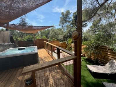 Cottage CÔTÉ JARDIN (6/8P) PRESTIGE 3BR. 2BATH + TIPI 2 beds