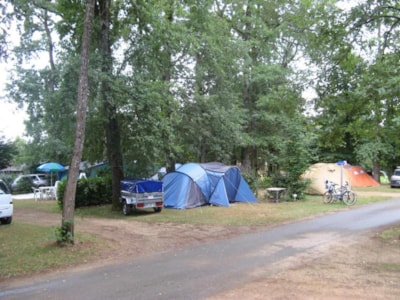 Great comfort Package (1 tent, caravan or motorhome / 1 car)
