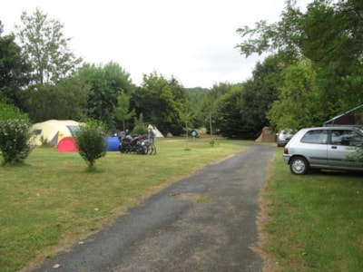 Great comfort Package (1 tent, caravan or motorhome / 1 car)