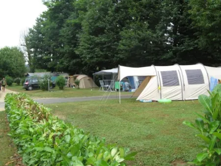 Pitch - Pitch Trekking Package For 1 Person By Foot Or By Bike With Tent (17H-9H) - Flower Camping Les Nauves