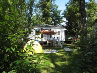 Flower Camping Les Nauves