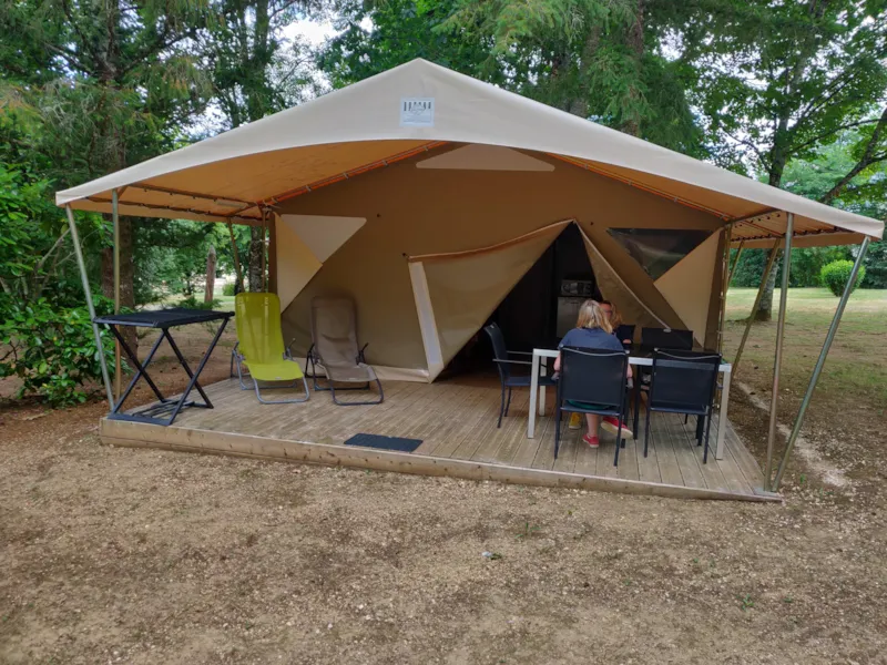 Lodge Canada Standard 32M² (2 Chambres) Dont Terrasse Couverte 12M² - Sans Sanitaires