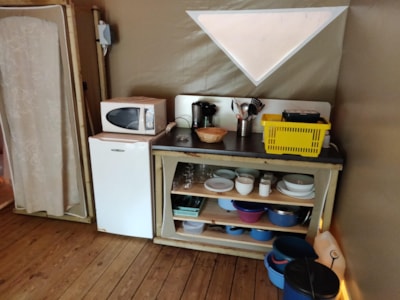 Lodge CANADA Standard 32m² (2 rooms) sheltered terrace 12m² without private facilities