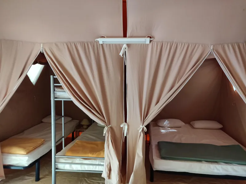 Lodge Canada Standard 32M² (2 Chambres) Dont Terrasse Couverte 12M² - Sans Sanitaires