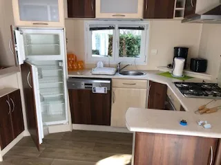 Mobil-Home Confort 40M² (2Ch - 4Pers) - Terrasse Semi-Couverte 27M² + Lave-Vaisselle + Clim + Tv