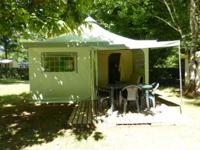 Lodge Standard Sans Sanitaire 20M² 2 Chambres + Terrasse Semi Couverte