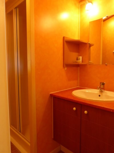 Chalet Confort 35 m² 2 bedrooms + Clim + covered terrace