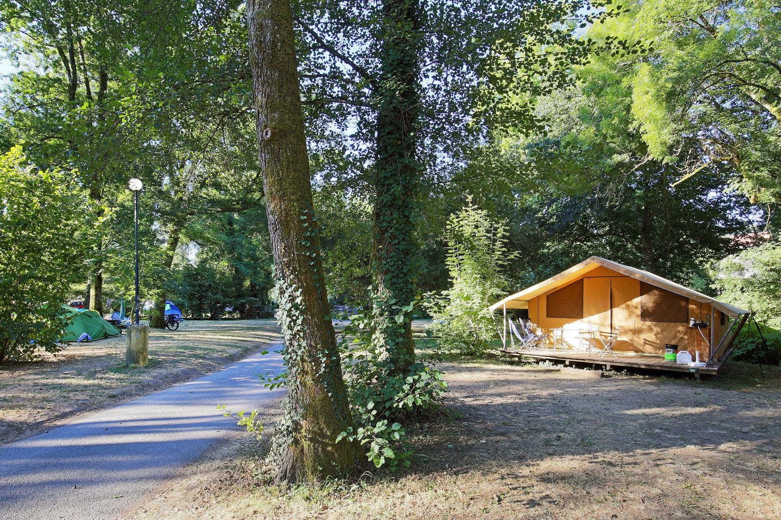 Huttopia Beaulieu sur Dordogne — Photo 7