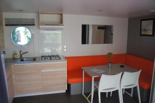 Huuraccommodatie(s) - Stacaravan Premium 32M² 2 Kamers + 2 Badkamers + Bed 160 + 2 Tv + Airconditioning - image n°4 - Flower Camping Le Riviera