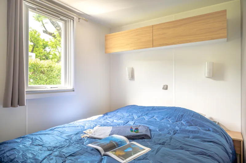 Mobil Home Premium 27 M² 2 Chambres + Terrasse Couverte 9M² + Tv + Clim + Vue Rivière