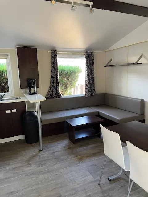 Mobil Home Standard 32 M² 2 Chambres + Terrasse 12M² Semi-Couverte (9M²)