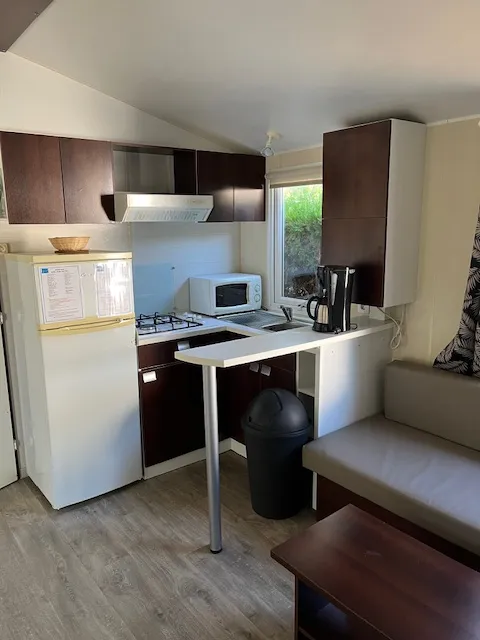 Mobil Home Standard 32 M² 2 Chambres + Terrasse 12M² Semi-Couverte (9M²)