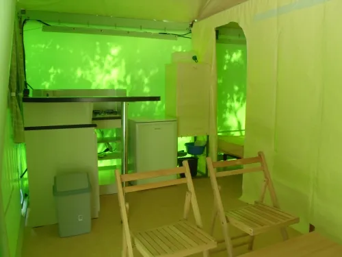 Funflower Confort 20M² (4P-2Ch), Sans Sanitaires