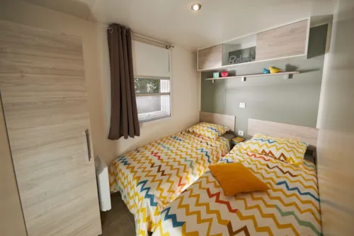 Mietunterkunft - Homeflower Premium 29M² (4P-2Z), Klima, Tv, Geschirrspüler, Bett 160, Plancha, Nespressoterrasse Xxl - image n°3 - Flower Camping Saint Amand