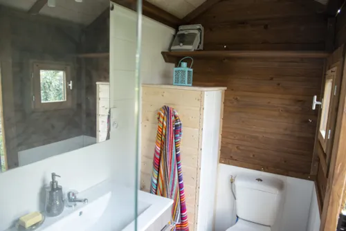 Kampeerplaats(en) - Freecamp Premium Pakket (Privéplaats, Toilet En Douche) - image n°3 - Flower Camping Saint Amand